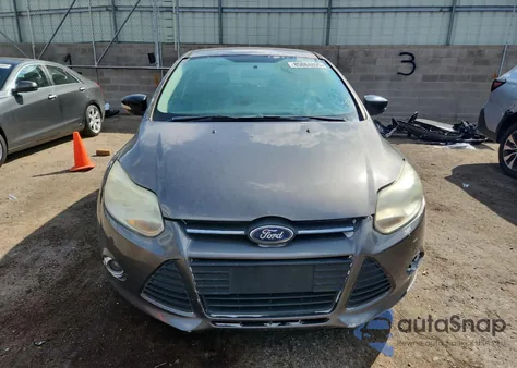 2014 Ford Focus Se from USA, damaged, VIN 1FADP3K26EL111127